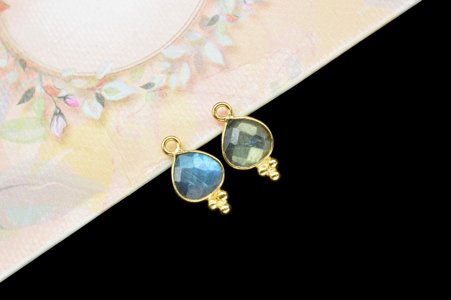 Labradorite Heart Shape 8mm Single bail Pendant,Labradorite Gold Plating Connectors Jewelry,Labradorite Gemstone Connector Pendants,Gift
