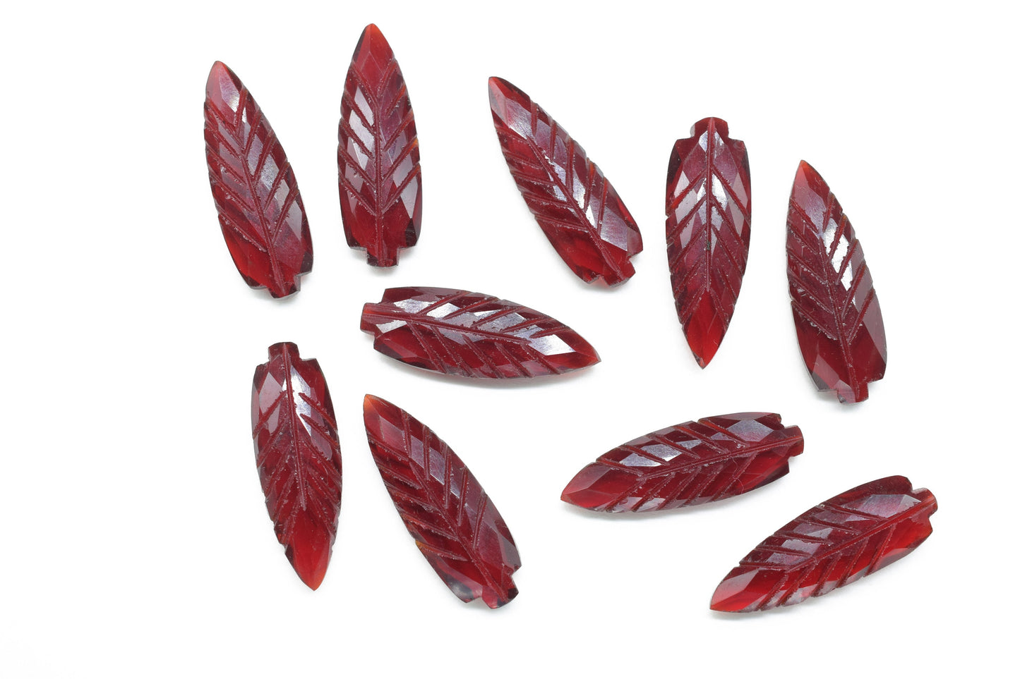 Garnet 10x30mm Teardrop Faceted carved Briolettes,Garnet Carving Briolettes,Garnet Leaf Shape Carved Briolettes,Garnet Hand Carved Beads,