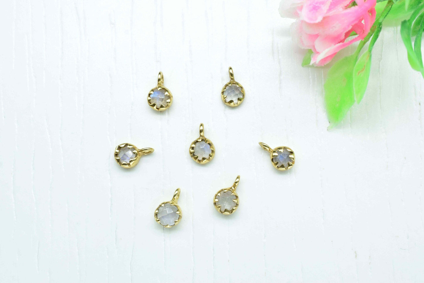 Moonstone Gemstone Single Bail Charms,Rainbow Moonstone 5mm Round Shape Bezel,Moonstone jewelry Making,Moonstone bezels Gold Plating Bezels