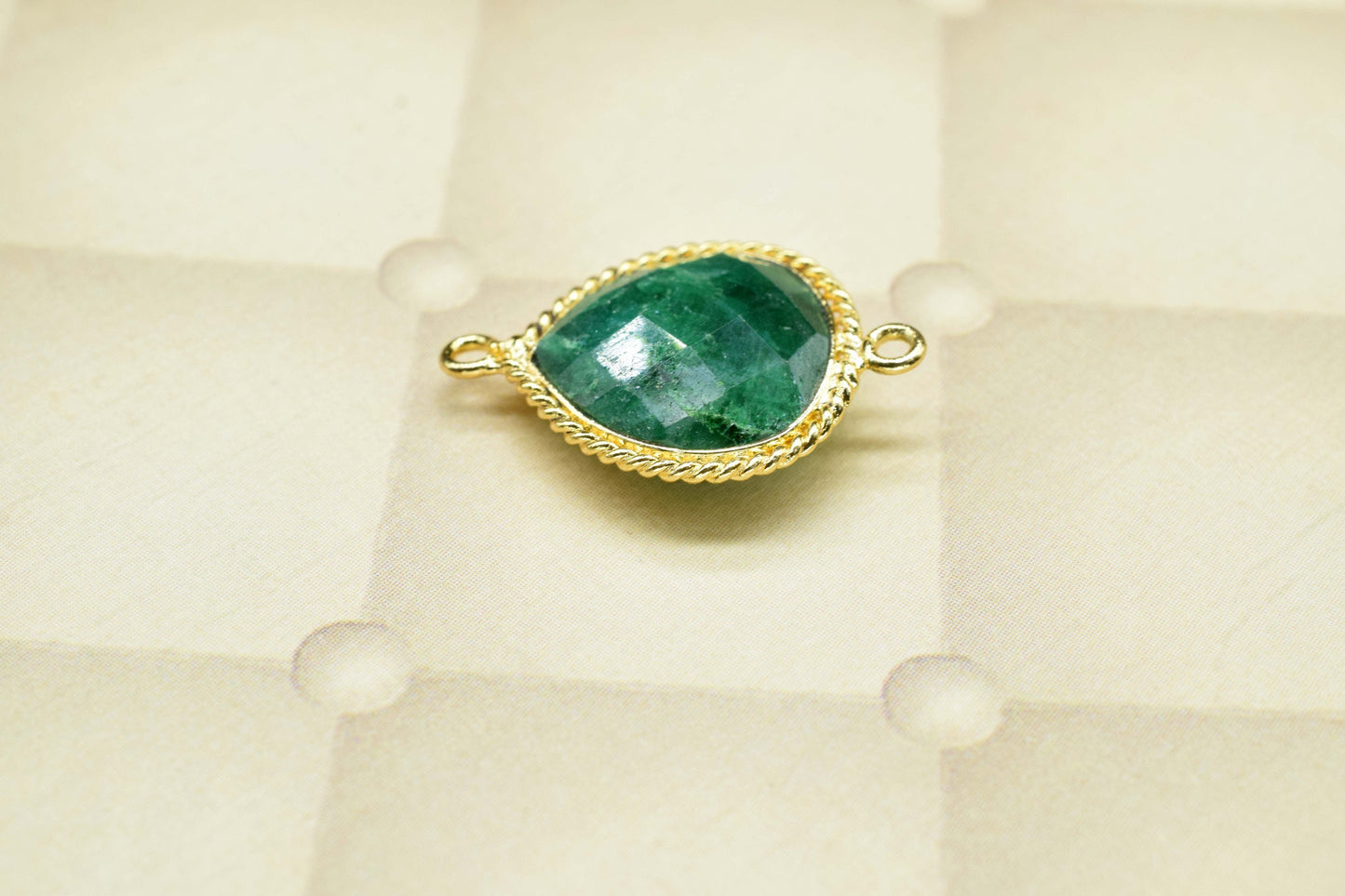 Emerald Faceted Handmade Connectors Jewelry,Emerald Double Bail Bezel Pendant Jewelry,Emerald Gemstone 14mm Heart Shape Bezels Charms,Gift