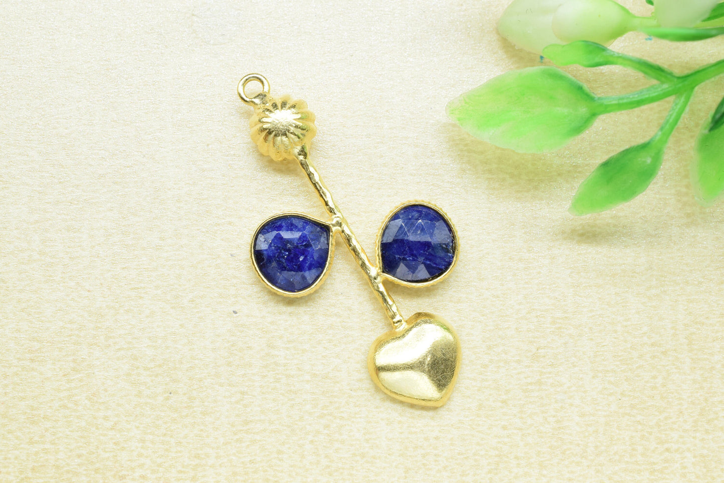 Blue Sapphire Pendant/Gemstone Component/Faceted Cut Sapphire /Single Bail Charm/Necklace Pendant/Heart Shape Charm/Wholesale Supply/Plated