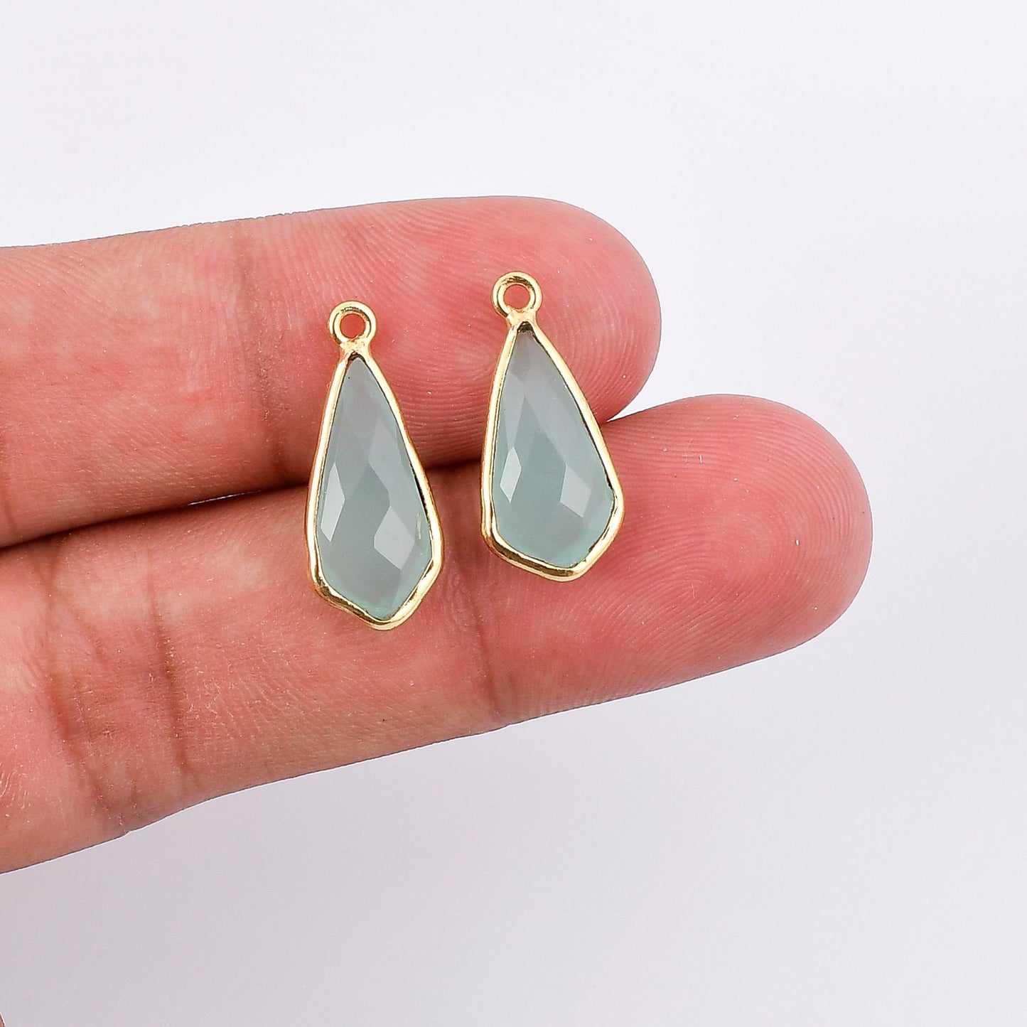 Aqua chalcedony 8x15mm bezel charms,chalcedony kite pendant,Diamond shape charms,Gemstone ,Brass charm,Gold plated charm,Jewelry supplies
