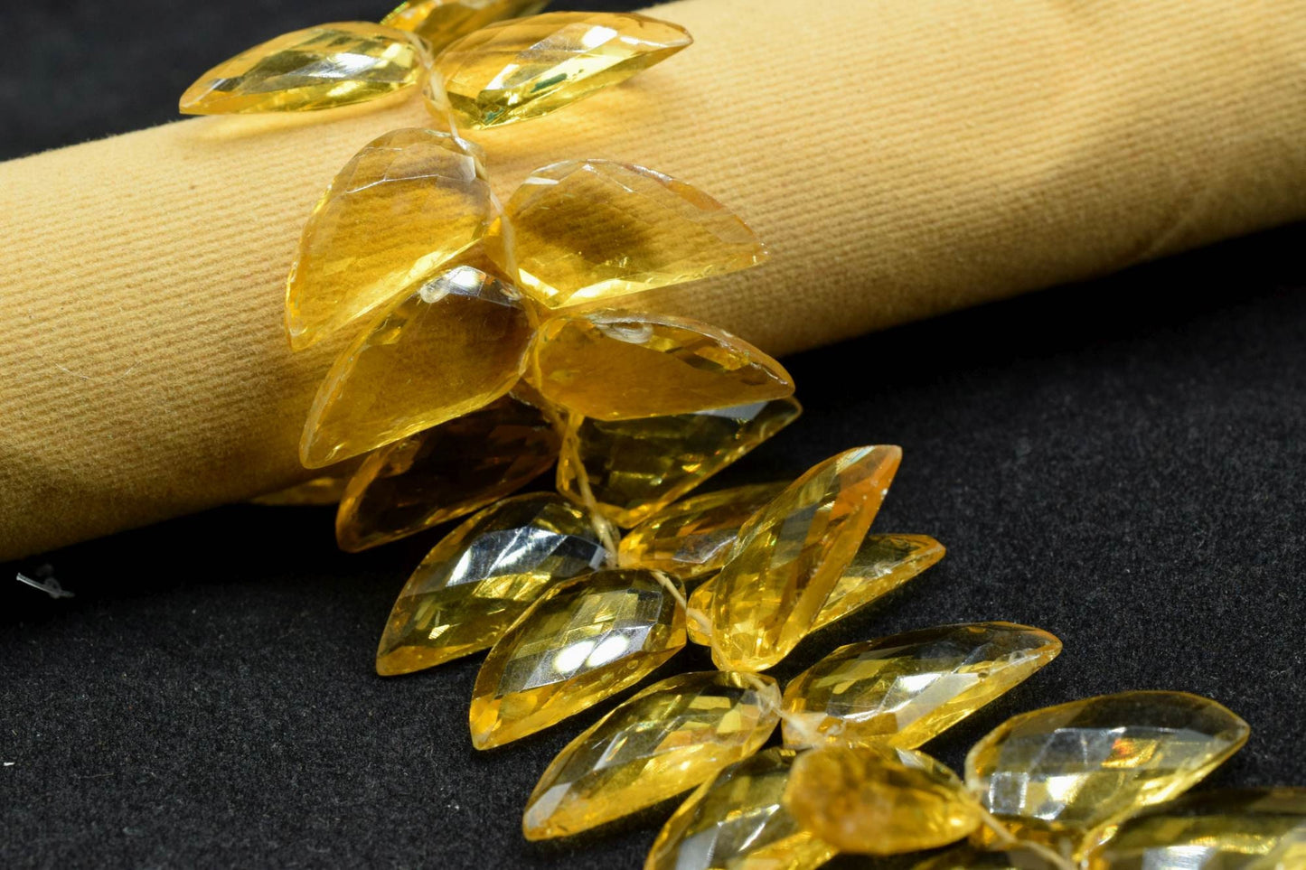 Citrine 10x20mm Horn shape faceted beads,Citrine jewelry making beads,Citrine Briolettes,fancy Briolettes,Unique Shape beads,Horn shape bead