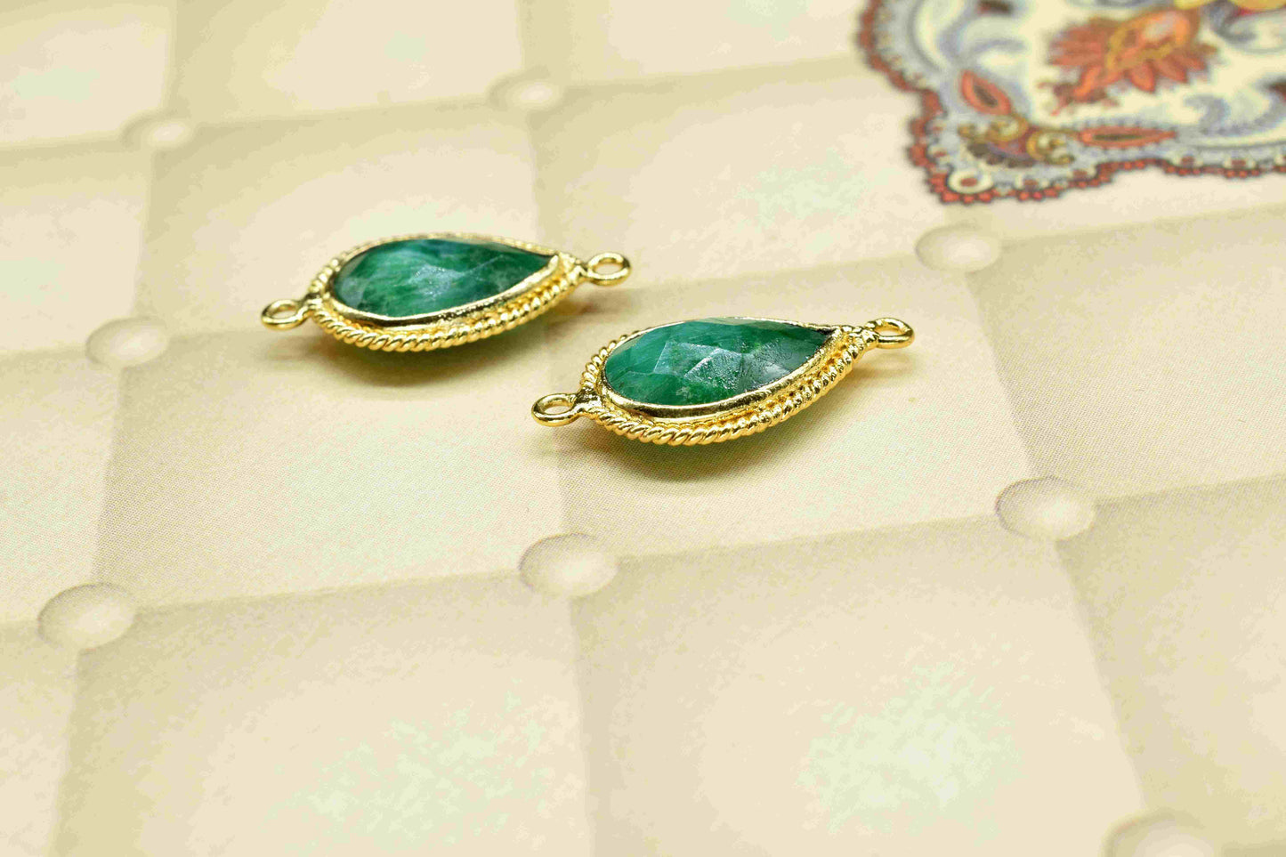 Emerald 9x13mm Gemstone Connector,Pear Shape Bezel,Emerald Gemstone Single Bail Connectors Jewelry,Gold Plated Charms Connectors,Charms Gift