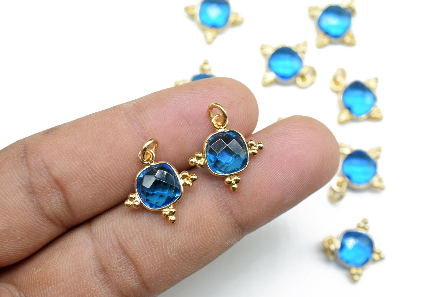 Blue Topaz8mm Cushion Bezel charm/Station Bezel Link Supplies/Blue Topaz Jewelry Making/Square Pendant//Gemstone Connector Pendant