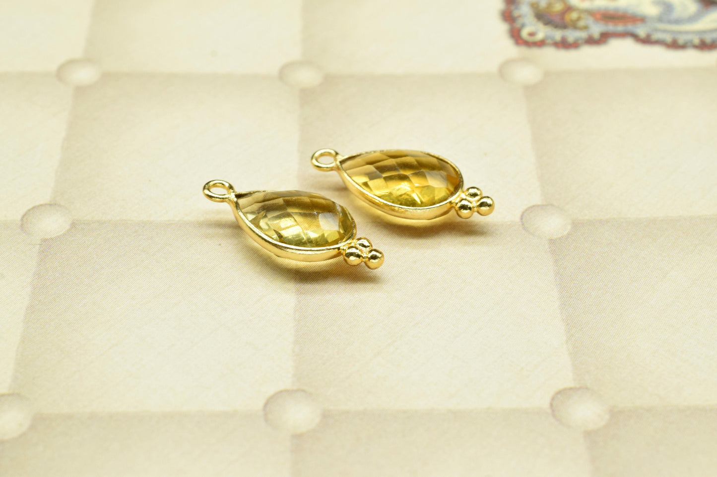 Citrine Faceted 10x14mm Pear shape Pendant,Citrine single bail Gold Plated bezel,Citrine Checker Cut bezel Charms Jewelry,Citrine Charm Gift