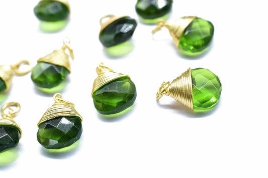 Peridot Faceted Wire Wrapped Connectors,10mm Heart Gemstone Pendant,loop Connector,Wire Wrapped Necklace,Peridot Jewelry making Supply,Gift