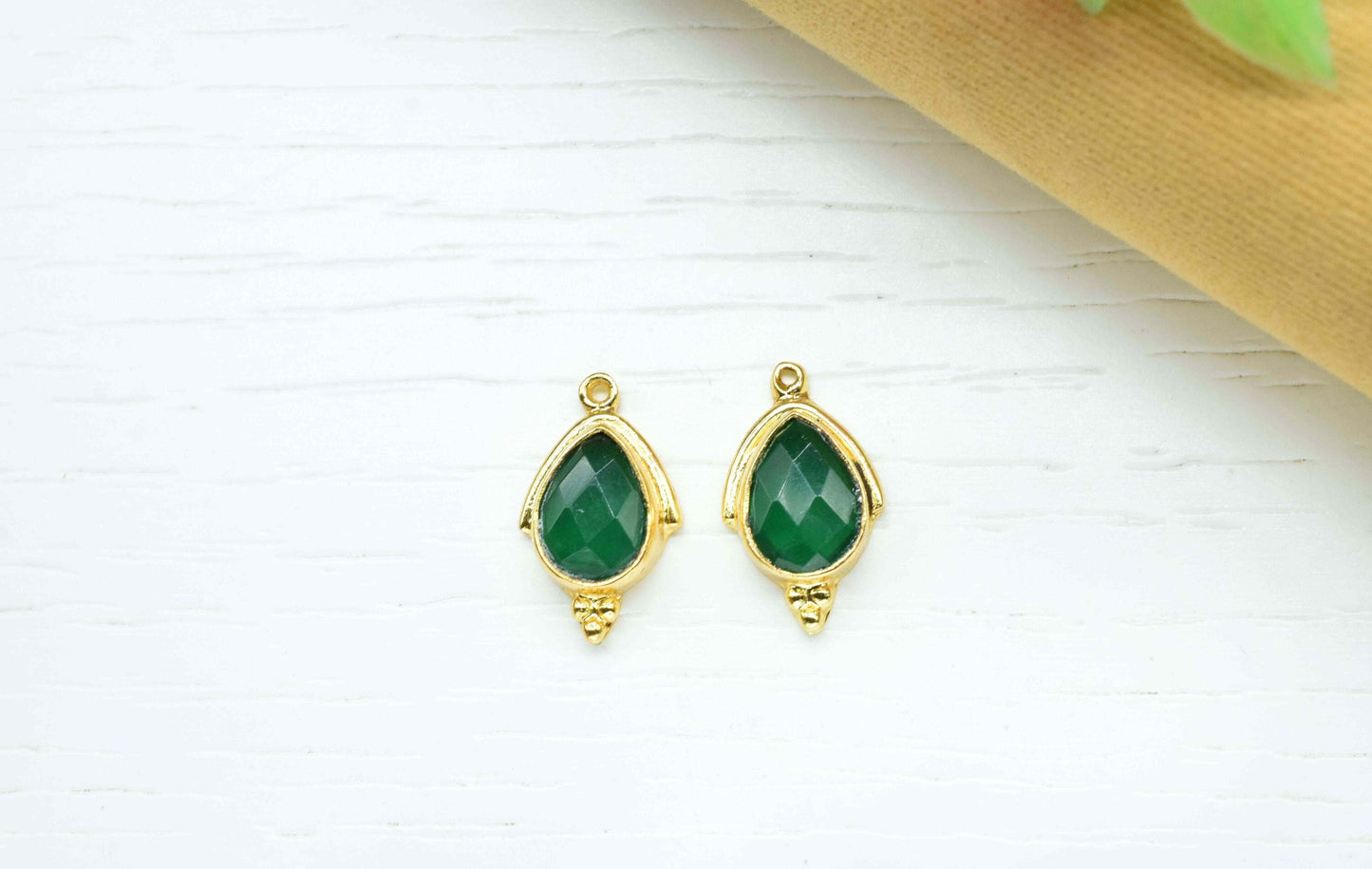 Green Onyx 9x13mm Bezel Connectors,Green Onyx Faceted jewelry making charm,Single bail connnectors,Green Onyx Gemstone Teardrop bezel,Gift
