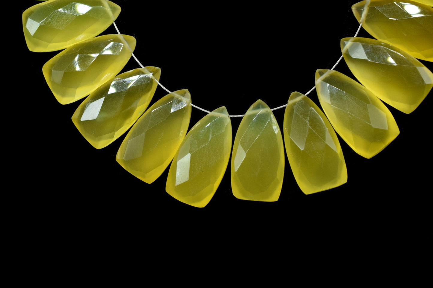Yellow Chalcedony Faceted Pyramid Shape Briolette,Triangle Faceted beads,Chalcedony Briolettes,Jewelry Making Beads,AAA Briolettes