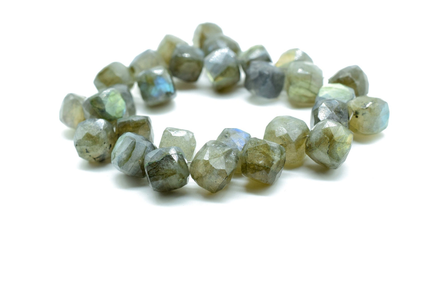 Labradorite Faceted Cube Dice Square Beads,Labradorite 3D Faceted Cubes,Labradorite Box Shape Beads,Labradorite Briolettes,8-9mm Cube Beads
