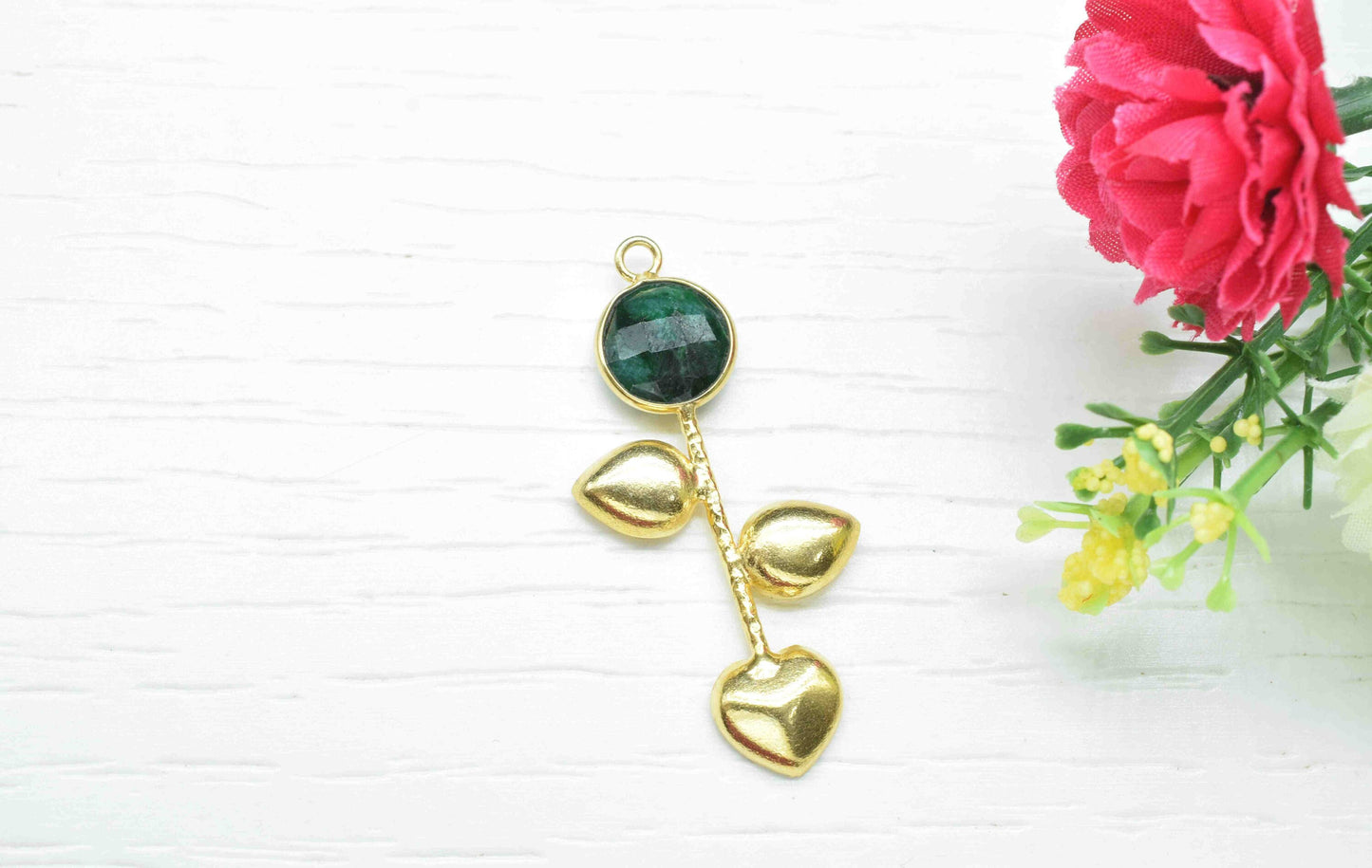 Emerald Round Shape Pendant , Emerald  Single Bail Charms  , Genuine Gemstone Charms , Gold Plated Gemstone Connectors , Summer Collection