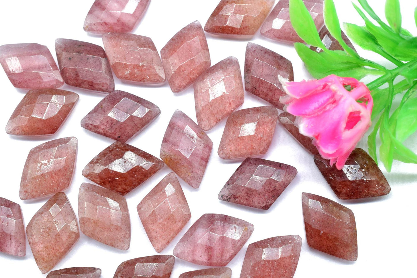 Pink Strawberry 12x18mm Faceted Diamond shape Briolettes,fancy briolettes,Pink Strawberry Briolettes,Natural Pink Strawberry Faceted stones