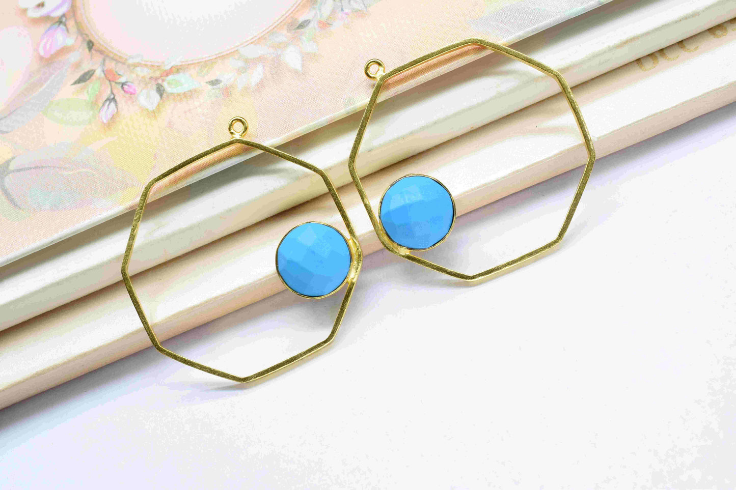 Copper Turquoise Gemstone 10mm Round Shape Pendant,Single Bail Pendant,Turquoise Pendant,Faceted Turquoise Gemstone,Finding Hexagon Jewelry