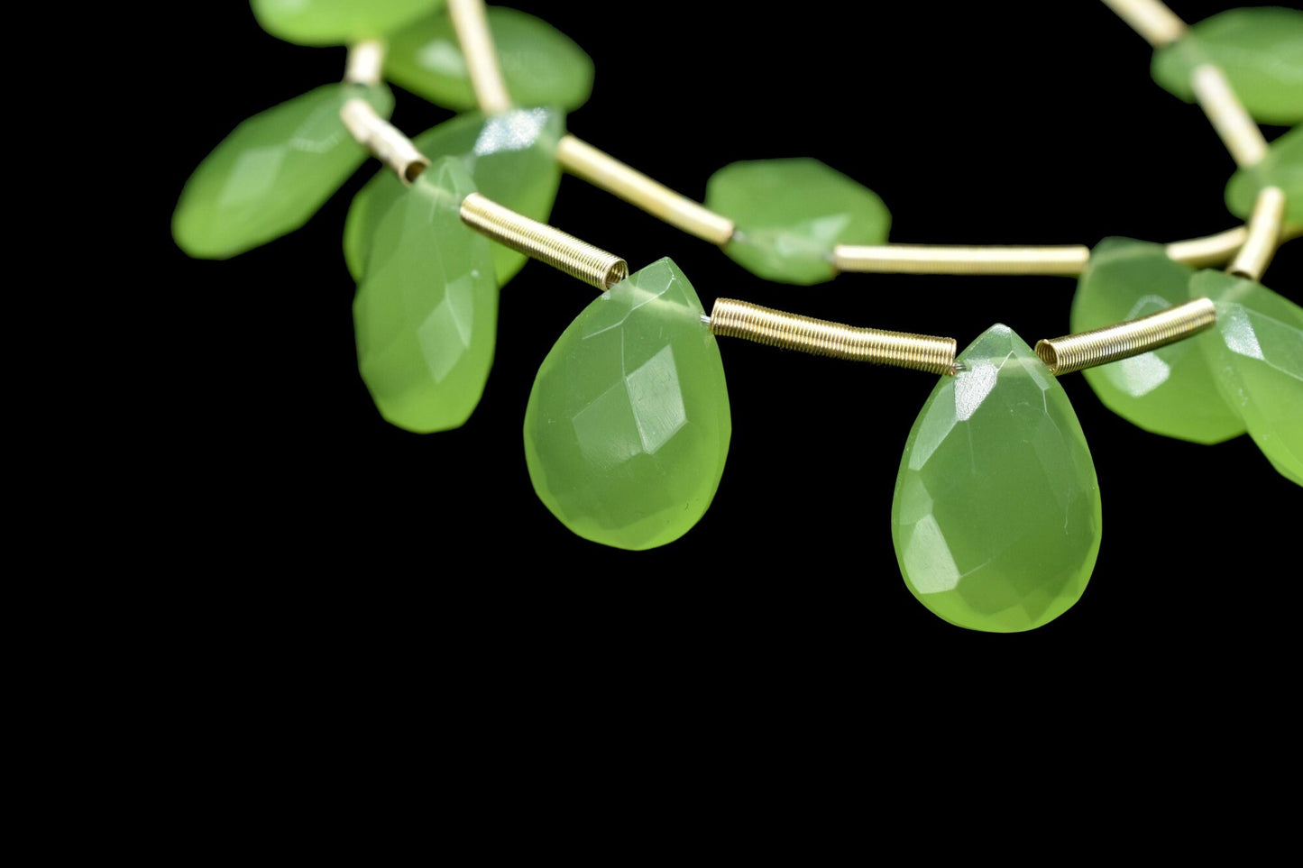 Prehnite Faceted Teardrop Briolettes,Green Gemstone Teardrop Beads,Prehnite 7 inch strand,Jewelry Making Supplies,Prehnite Teardrop jewelry