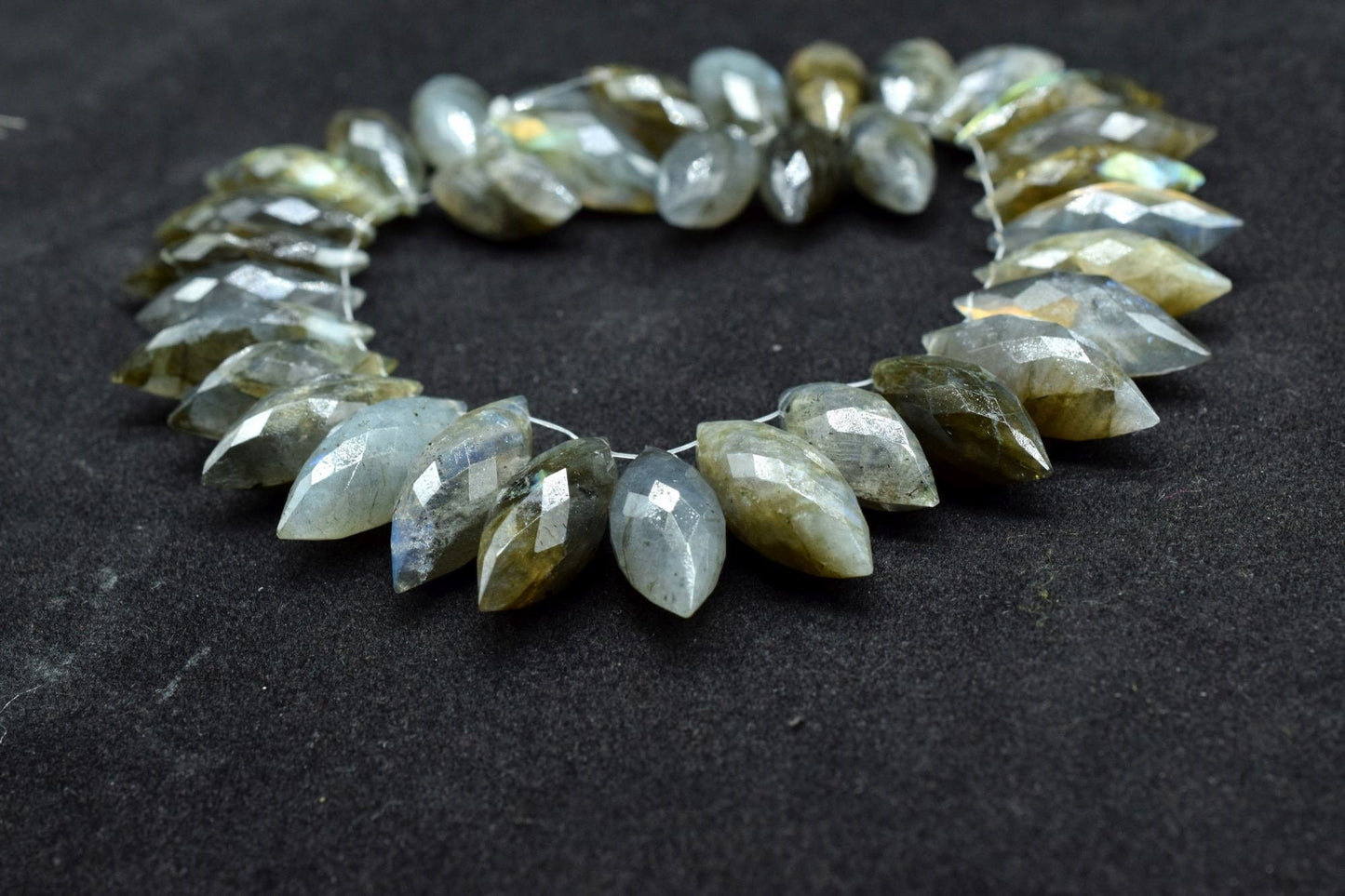 Labradorite faceted Dew Drops beads,11x26mm Dew Drops briolettes,Spiky tear drops,jewelry making drops,Grey Gemstone briolettes,fancy shape