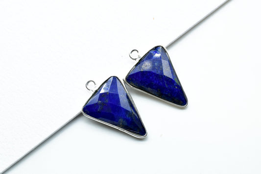 Lapis Lazuli 15x18mm Triangle shape single connector,Brass Silver Plated bezel,Lapis Pendant,Lapis Arrow shape pendant,Handmade silver charm
