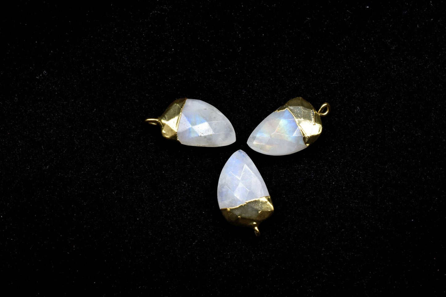 Moonstone 10x15mm Horn shape Single bail Connector,Bezel links Connector,jewelry making Connector,Single Loop Connector,White rainbow charms