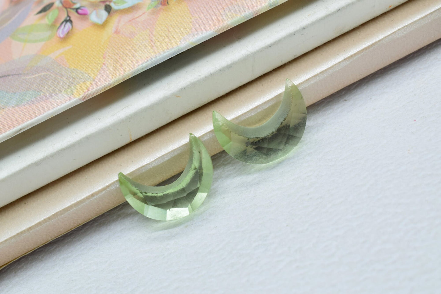 Natural Green Amethyst Moon Briolettes , Hand Carved Moon Briolettes, Amethyst Carved Moon, Gemstone Carved Moon, 15mm Half Moon Shape Beads