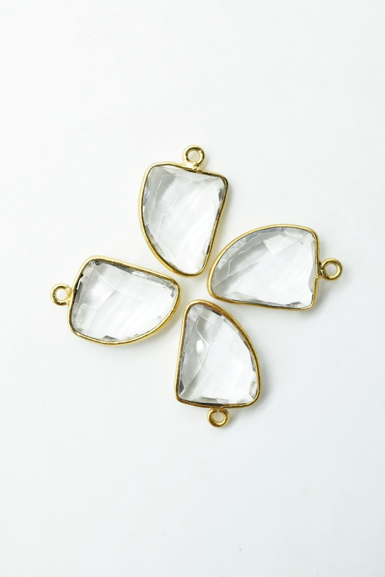 Crystal 12x15mm Horn Shape Single Loop connector,Crystal Quartz Bezel,Crystal Horn Pendant 24k Gold Plated,Single flat Bail 1pc,Horn Charms
