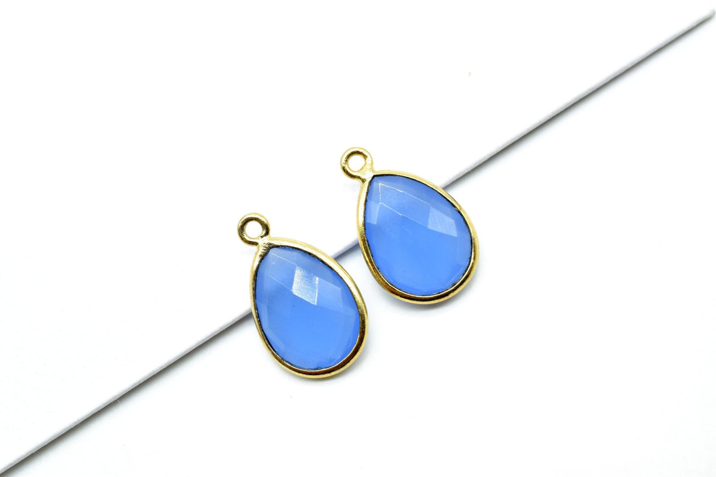 Blue Chalcedony 10x14mm Pear shape charm,Blue Chalcedony Pear Shape Bezel Connector Gold Plated,Single Bail Connector,JewelryBezel Set Charm