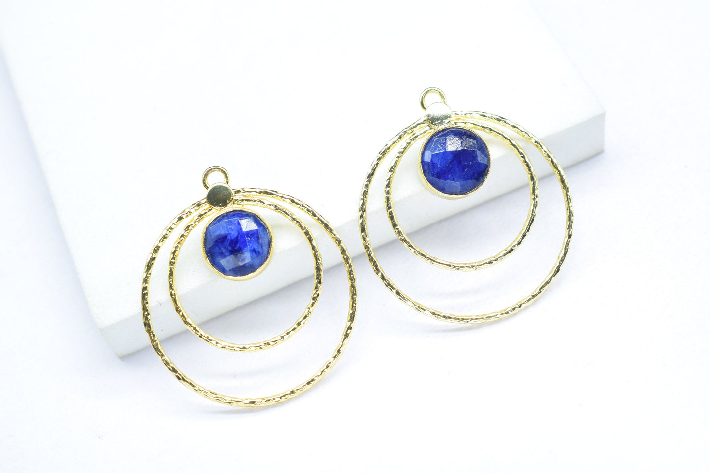Blue Sapphire Round Faceted Bezel Connector,designer Bezel,Blue Sapphire Gemstone Pendant,Jewelry Findings,Sapphire Earring Connector,B'Gift