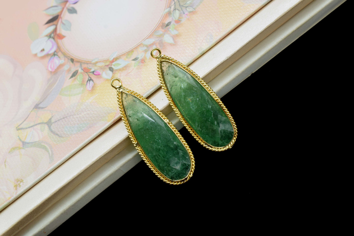 Green Strawberry 10x30mm pear shape Pendant,Green Strawberry Gold Plated Single Bail bezels,Strawberry Faceted Charms Connector Jewelry