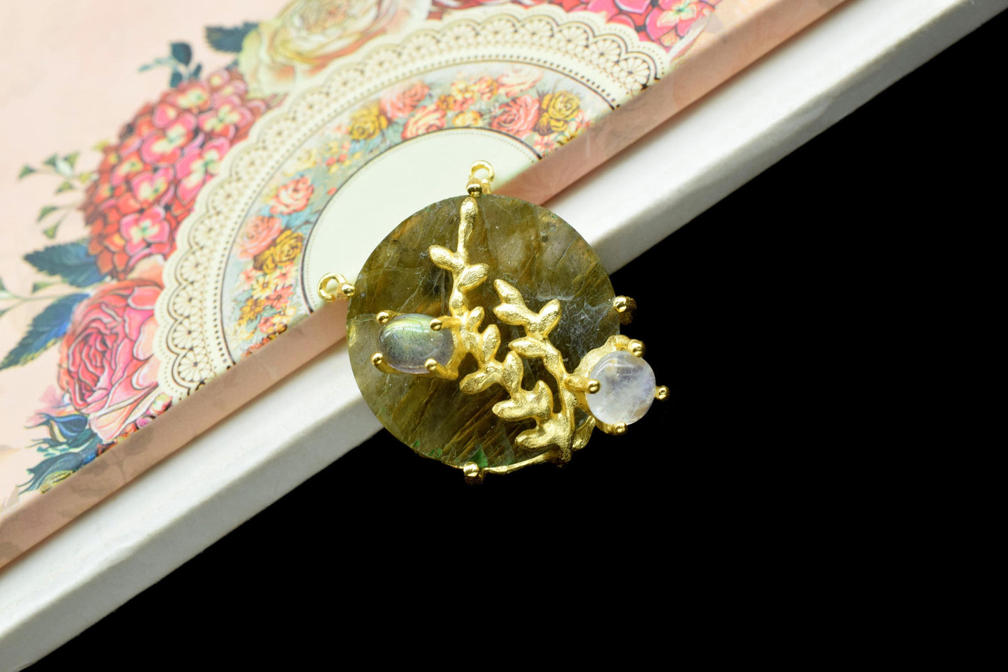 Labradorite Leaf Pendant Charms,Handmade Craft,Gemstone Pendant Jewelry,Multi Stone Pendants,Prong Set Pendant,Loop Pendant,Engagement Gift