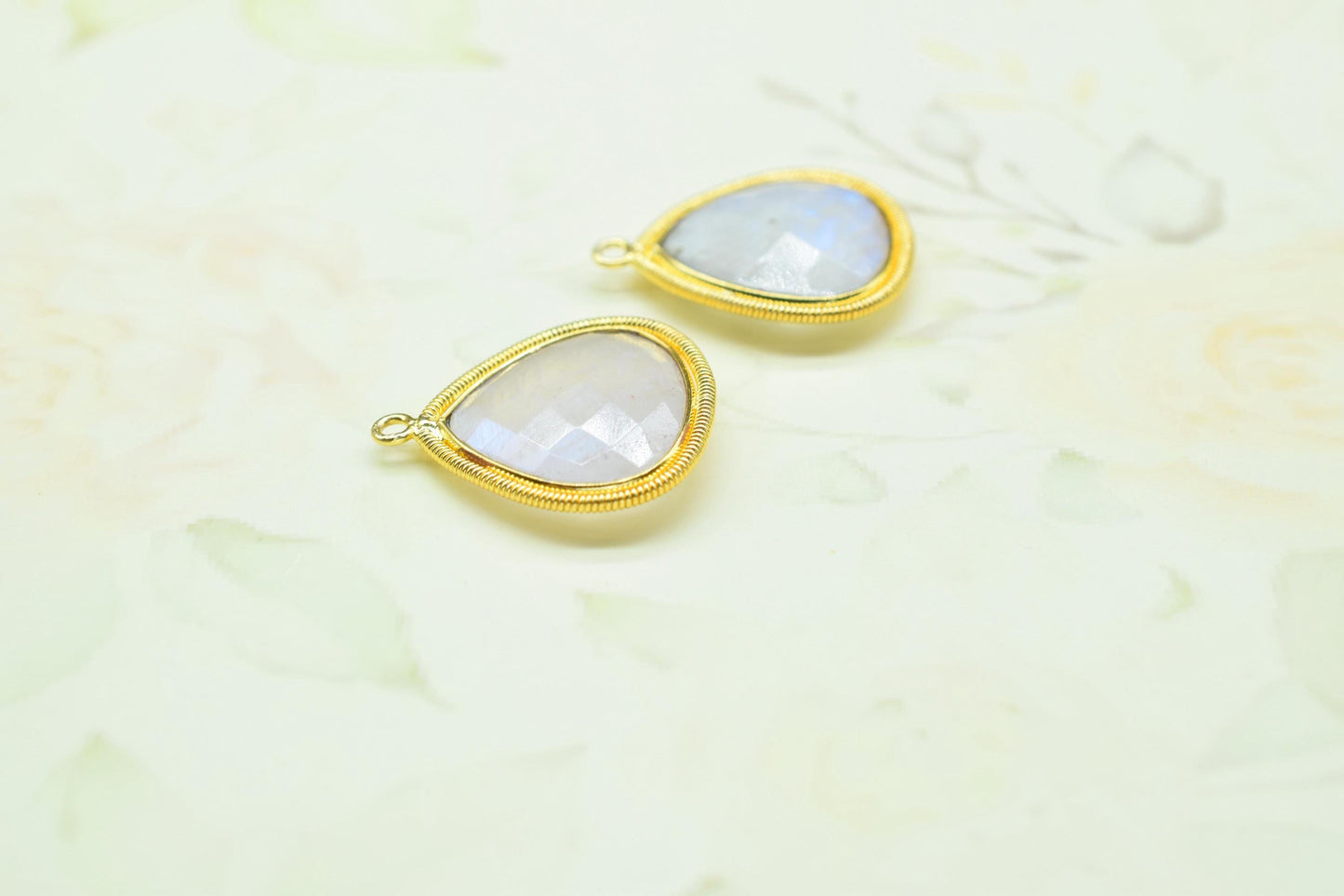 Rainbow 20mm Heart Charms,Gemstone Heart Bezel,Moonstone Jewelry,Boho Pendant connector,Single Bail Pendant,Handmade Charm,Component Pendant