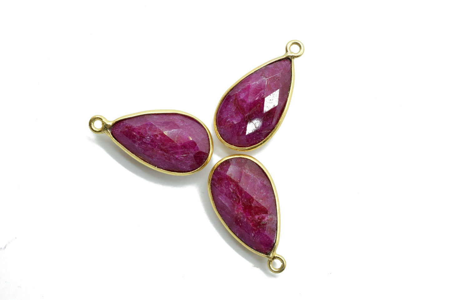 Ruby 10x18mm Pear shape charm,Ruby Pear Shape Bezel ConnectorGold Plated,Ruby Connector,Single Bail Connector,Jewelry Supply,Bezel Set Charm