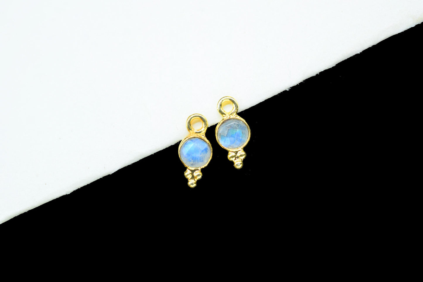 Moonstone Charms Connector/Handmade Jewelry/Gold Plated Connector/Tiny Pendant/Moonstone Pendant/Round Shape Connector/Gemstone Charms