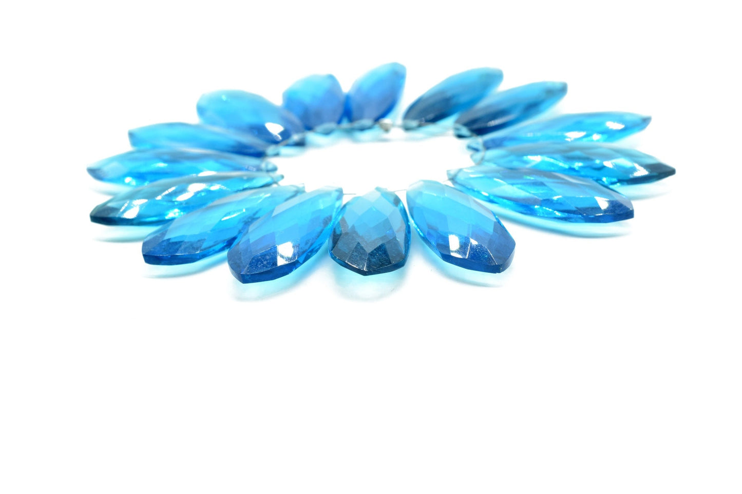 London Blue Topaz Long 10x32mm Briolettes,Blue Topaz Briolette Beads,Blue Topaz Calibrated Beads,Blue Topaz Pair Briolette,Blue Topaz stones