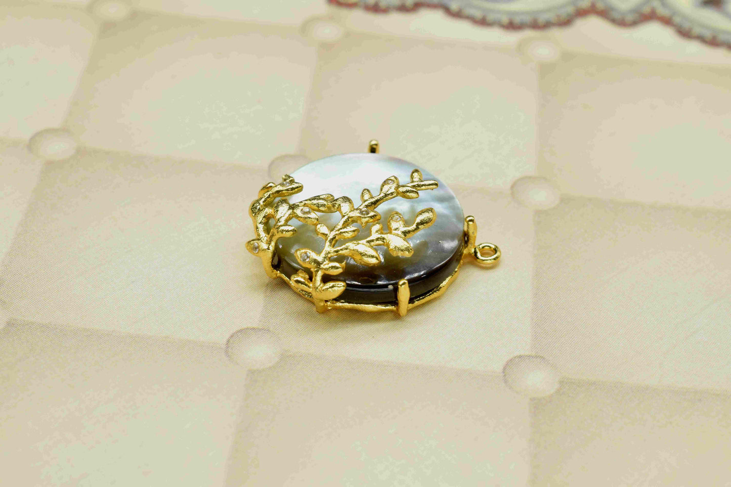 Black Pearl 20mm Round Shape Pendant,Black Pearl For Pendant jewelry,Black Pearl Smooth Round Leaf Pendant,Black Pearl Cabechon Charm,Gift
