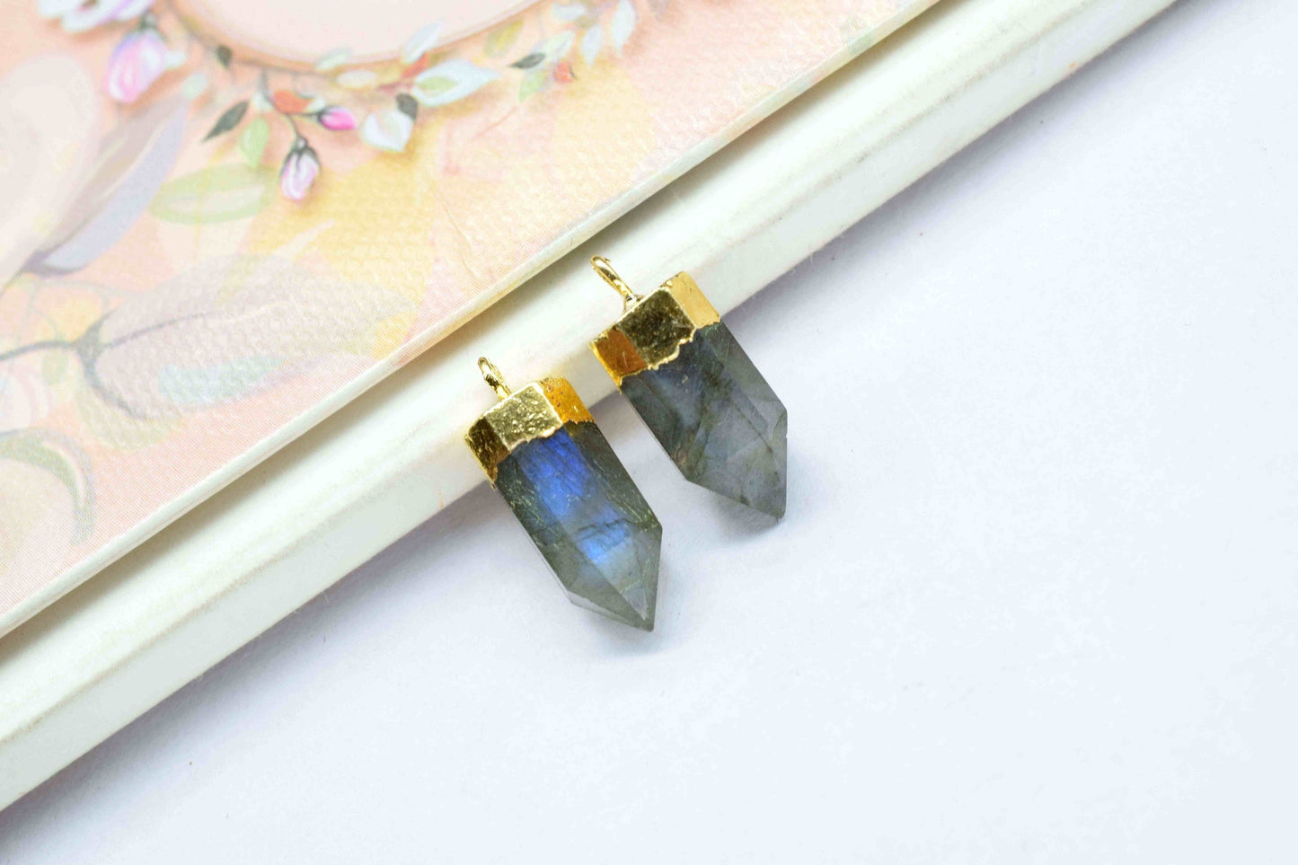 Labradorite Pointed Pendant,Pencil Connector,Gold Vermeil Point Pendants,Statement Pendant,Gemstone Pendant,Handmade pendant Jewelry,Gift