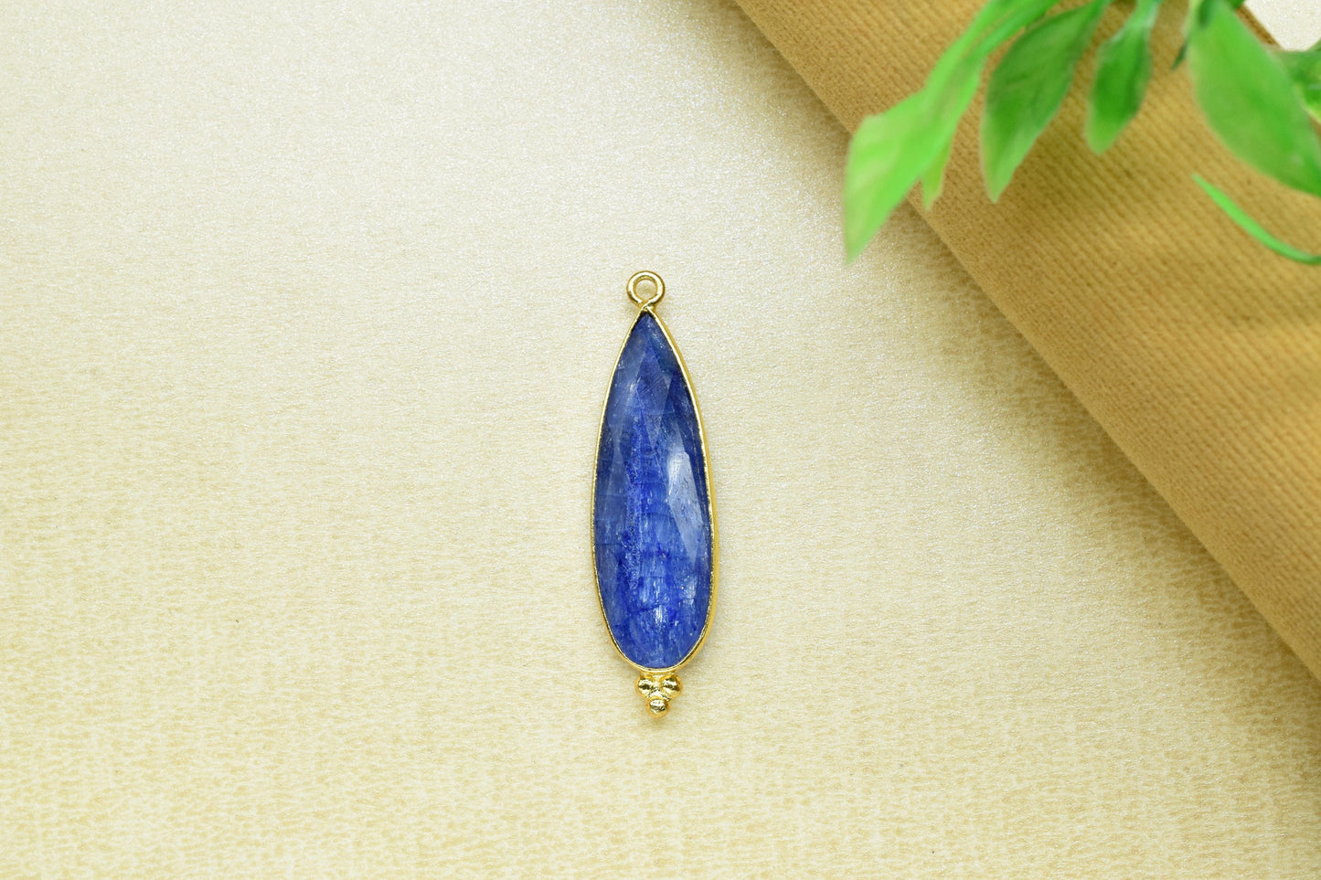 Blue Sapphire 10x30mm Bezel charm,Bezel Link Supplies,Blue Sapphire Jewelry Making,Brass Connector Pendant,GemstoneTeardrop Sapphire Pendant