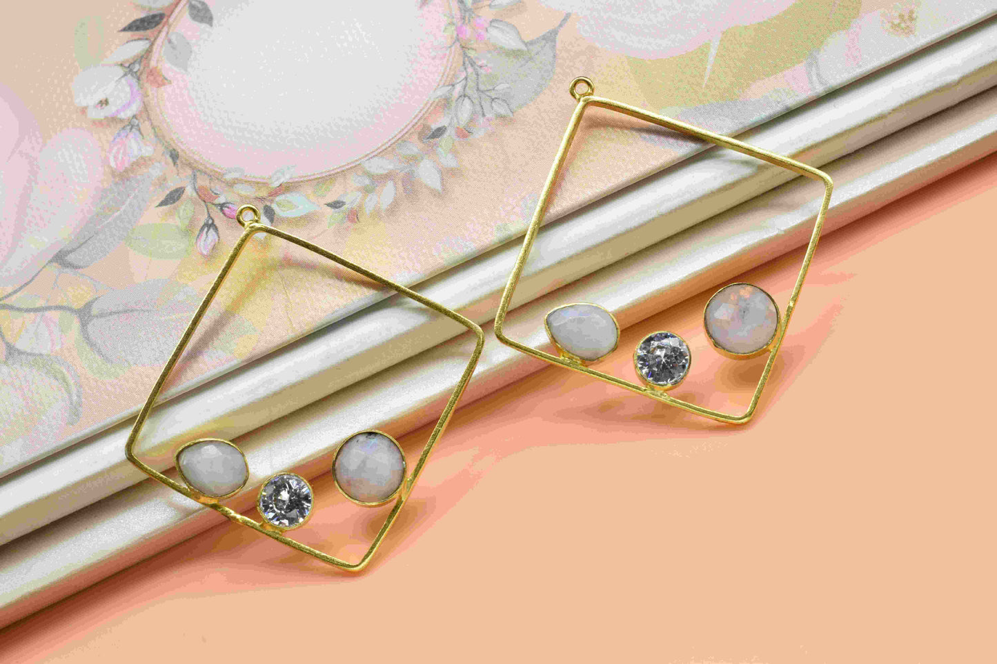 Moonstone 32mm Square Shape Component, Gemstone Single Bail Connectors,Moonstone Square Pendant, Moonstone Gold Plated bezel, Jewelry Making