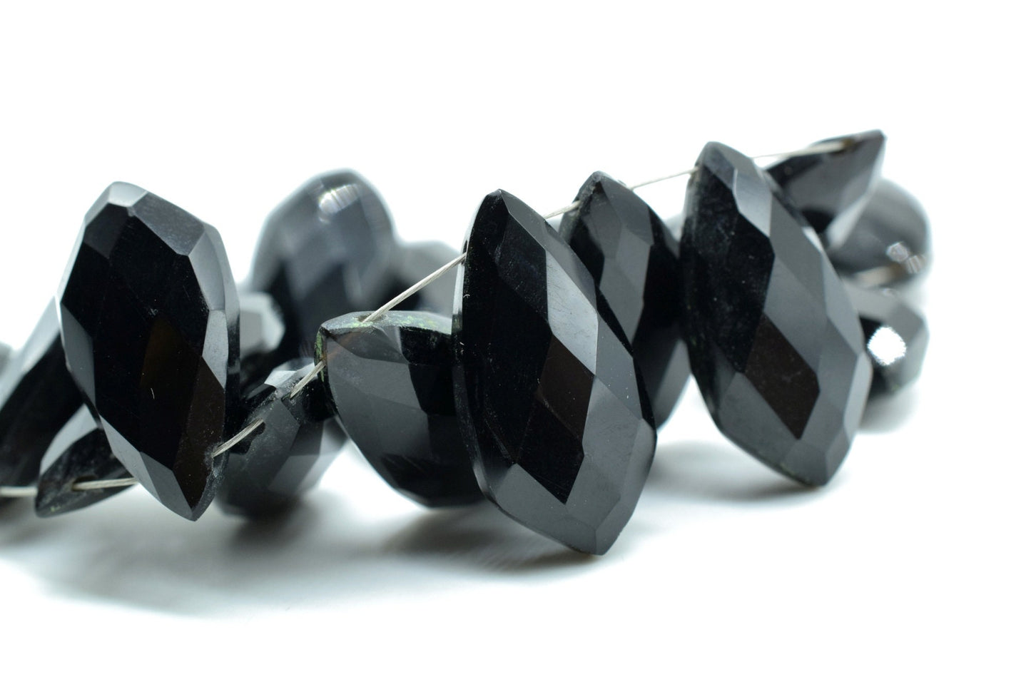 Black Onyx Faceted 10x20mm Tie Shape Briolette Beads,Pear Shape beads,Tie Shape Briolettes,Black Onyx Briolettes,Fancy Shape Briolettes