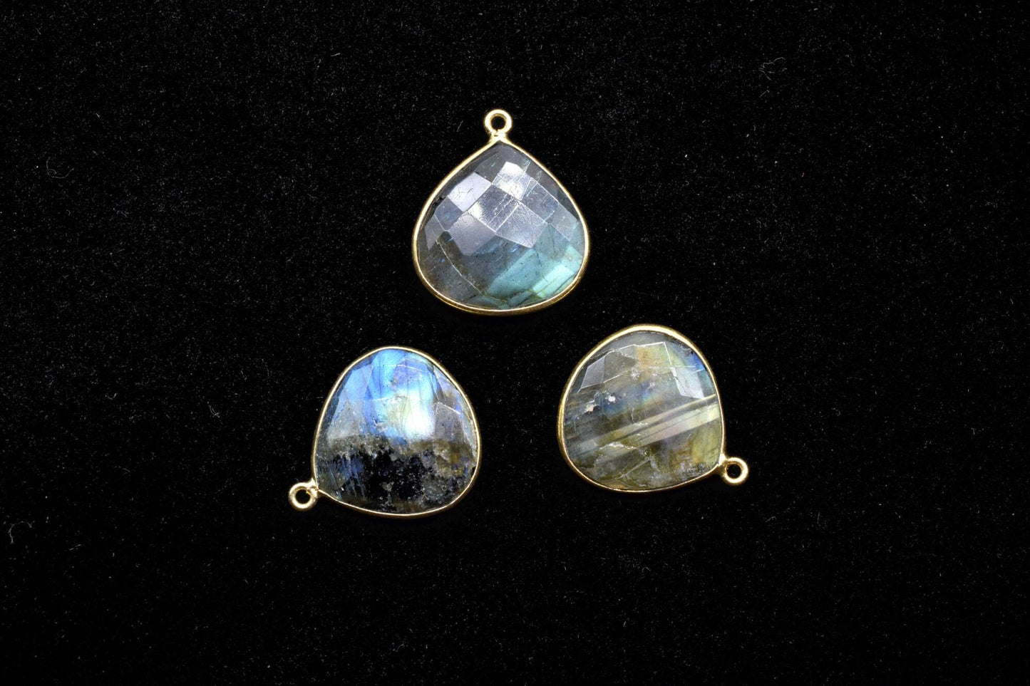 Labradorite 20mm Heart Shape Charm,Labradorite Pendant,heart Pendant,Faceted Labradorite,Gemstone Charm,Gemstone Pendant,Labradorite Charms