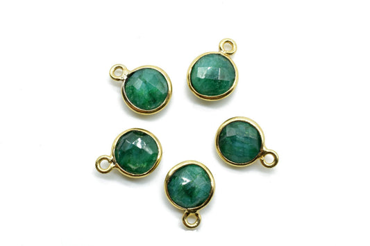 Natural Emerald 8mm charm,Emerald Pendant,Emerald Round Gold Plated bezel,Emerald Vermeil Bezel,jewelry making charm,Emerald Brass connector