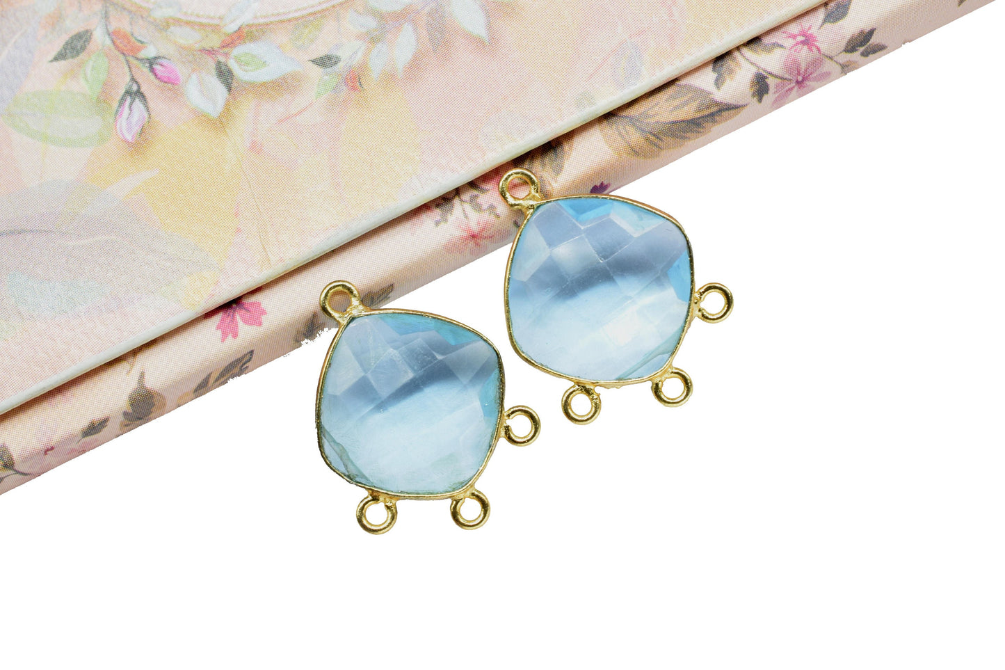 Sky topaz Faceted Bezels Jewelry,Sky Topaz Gold Plating Pendants,Topaz Faceted Gemstone charms,Sky Topaz Gemstone 14mm Square Shape Pendant