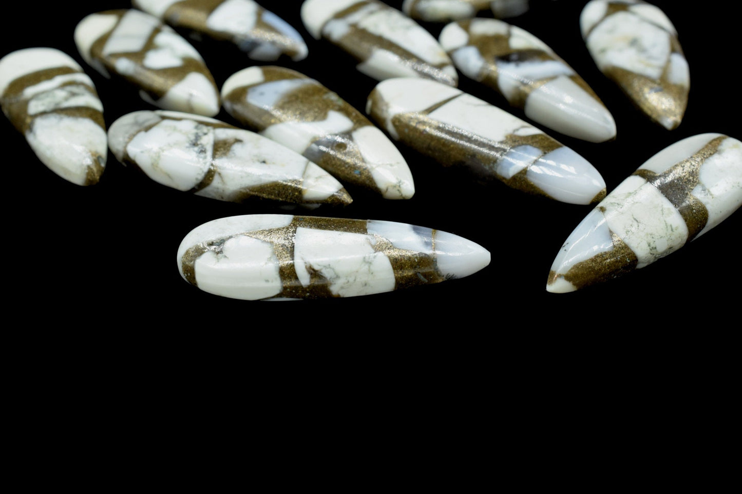 Copper Turquoise 10x30mm teardrop briolettes,Copper Turquoise Briolettes,Teardrop Briolettes,Copper Turquoise Briolette,Fancy Turquoise