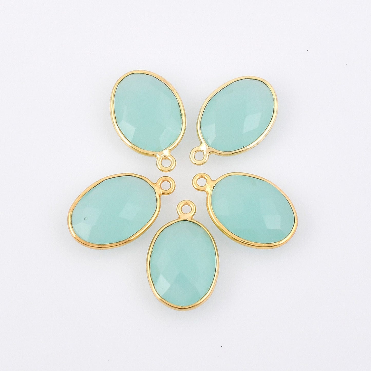 Aqua chalcedony 10x14mm Oval  Bezel pendant,Chalcedony Gold Plated bezel,Aqua chalcedony Bezel,Gold Vermeil Bezel,jewelry Gold-Filled bezel