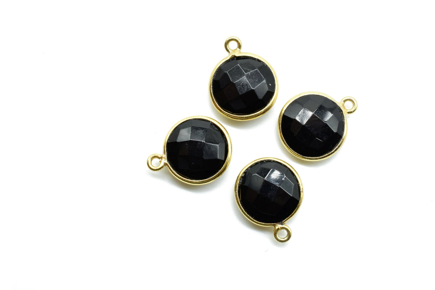 Black onyx 12mm charm,Black onyx Pendant,Black onyx Round Gold Plated bezel,black onyx Vermeil Bezel,jewelry making charm,Brass connectors