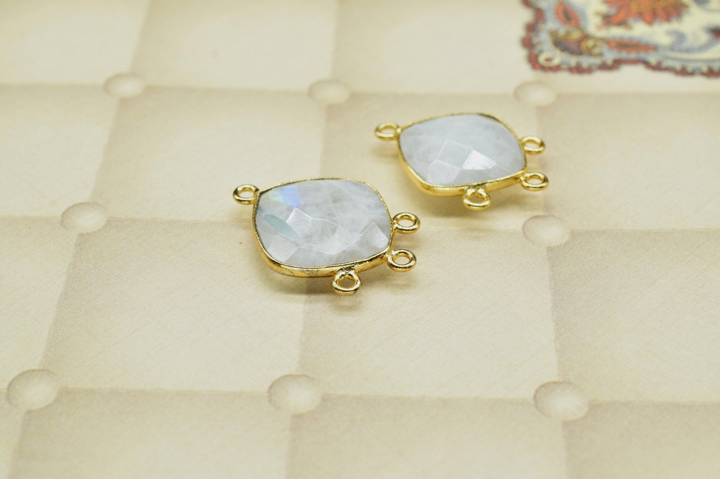 Moonstone 14mm Components Station Bezel Jewelry Supplies,Rainbow Moonstone charm Pendant Jewelry,Rainbow Single Bail Brass Gold Edge Jewelry