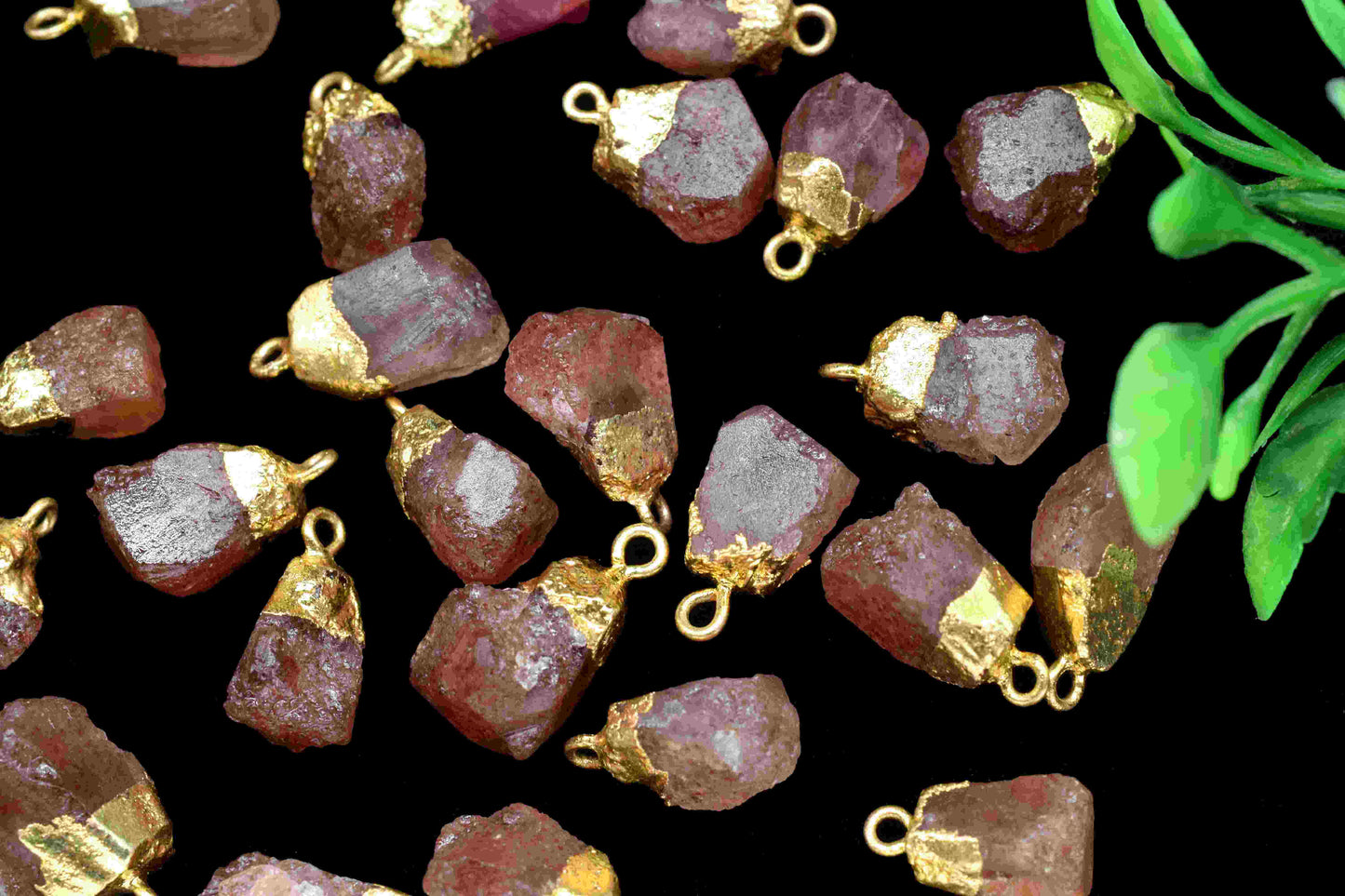 Pink Strawberry Rough Stone Pendant,Strawberry Gemstone Connector,Pink Strawberry Gemstone Pendant Jewelry,Strawberry Electroplated Pendant