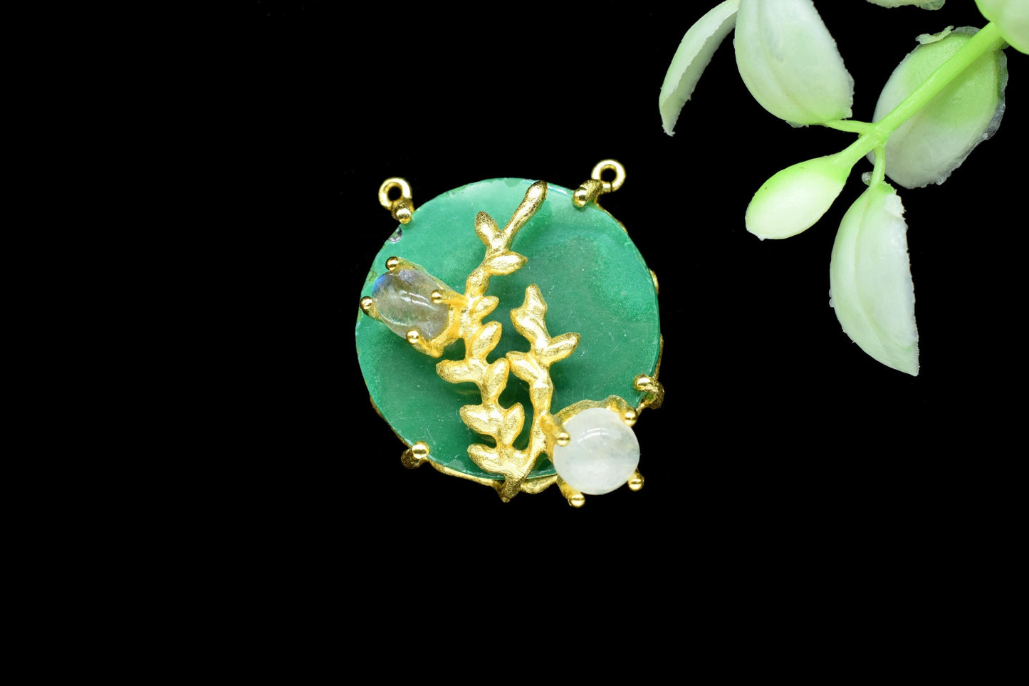 Emerald Quartz Leaf Pendant Charm,Handmade Loop Pendant,Gemstone Rainbow Pendant,Multi Stone Pendant,Prong Set Pendant,Women Pendant Jewelry