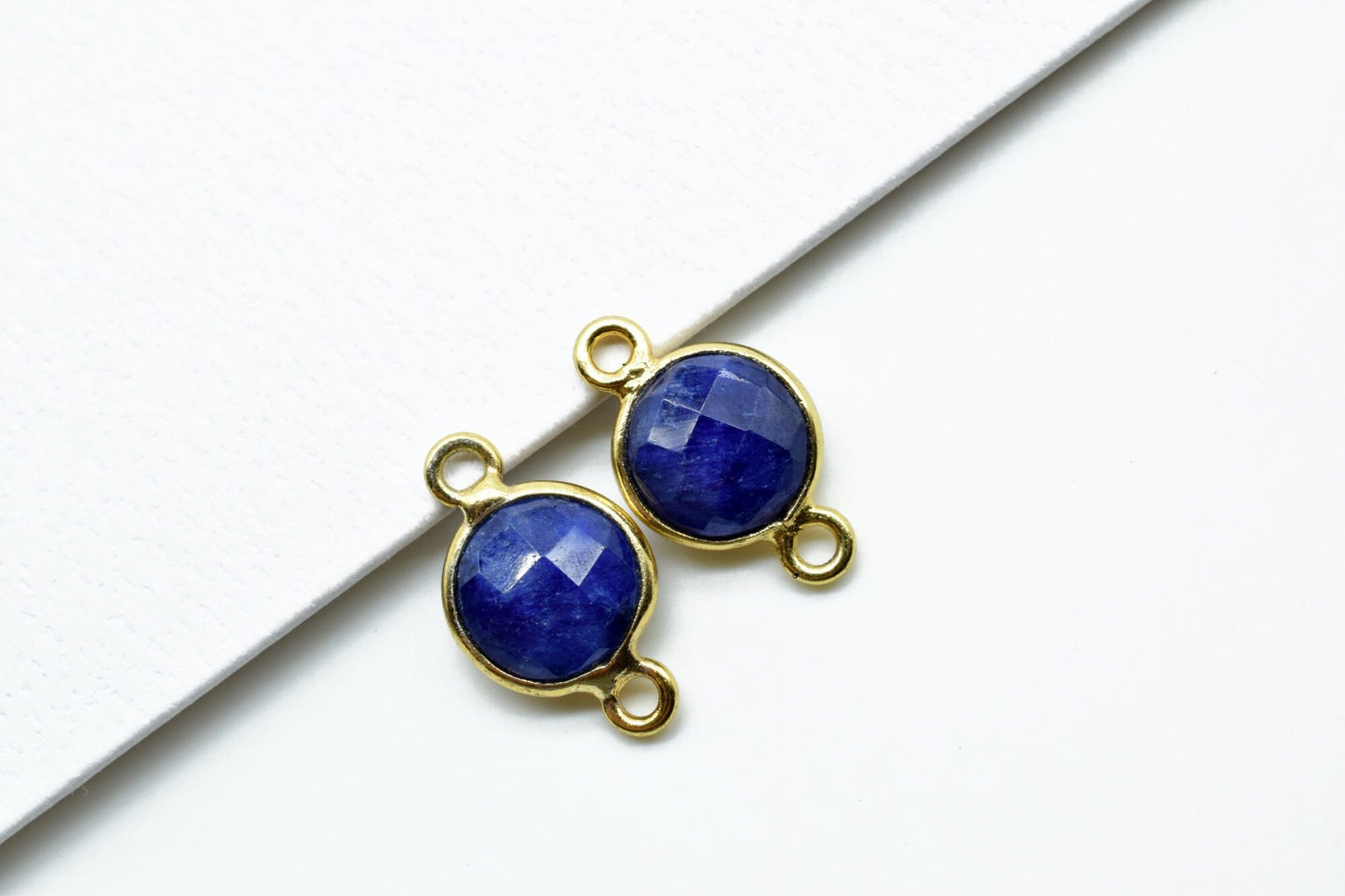 Genuine Blue Sapphire 8mm round double bail connectors,Sapphire Pendant,Sapphire Round Gold Plated bezel,jewelry making Connector,Jewelry