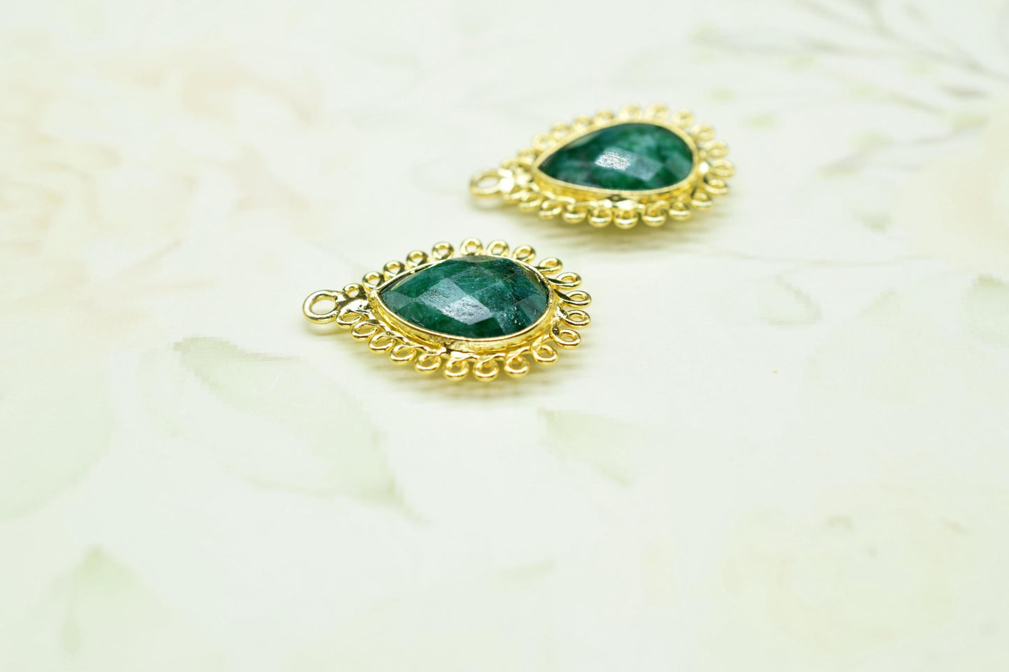 Emerald 10x14mm Teardrop Charms,Gemstone Teardrop Bezel,Handmade Pendant connector,Single Bail Pendant,Emerald Bezel Charms,Necklace Pendant
