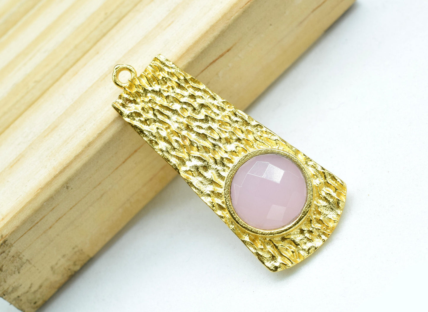 Pink Chalcedony Pendant ,Pink Chalcedony Gemstone Handmade Pendant , Single Bail Charms , Gold Plated Connectors , Gemstone Connector Charm