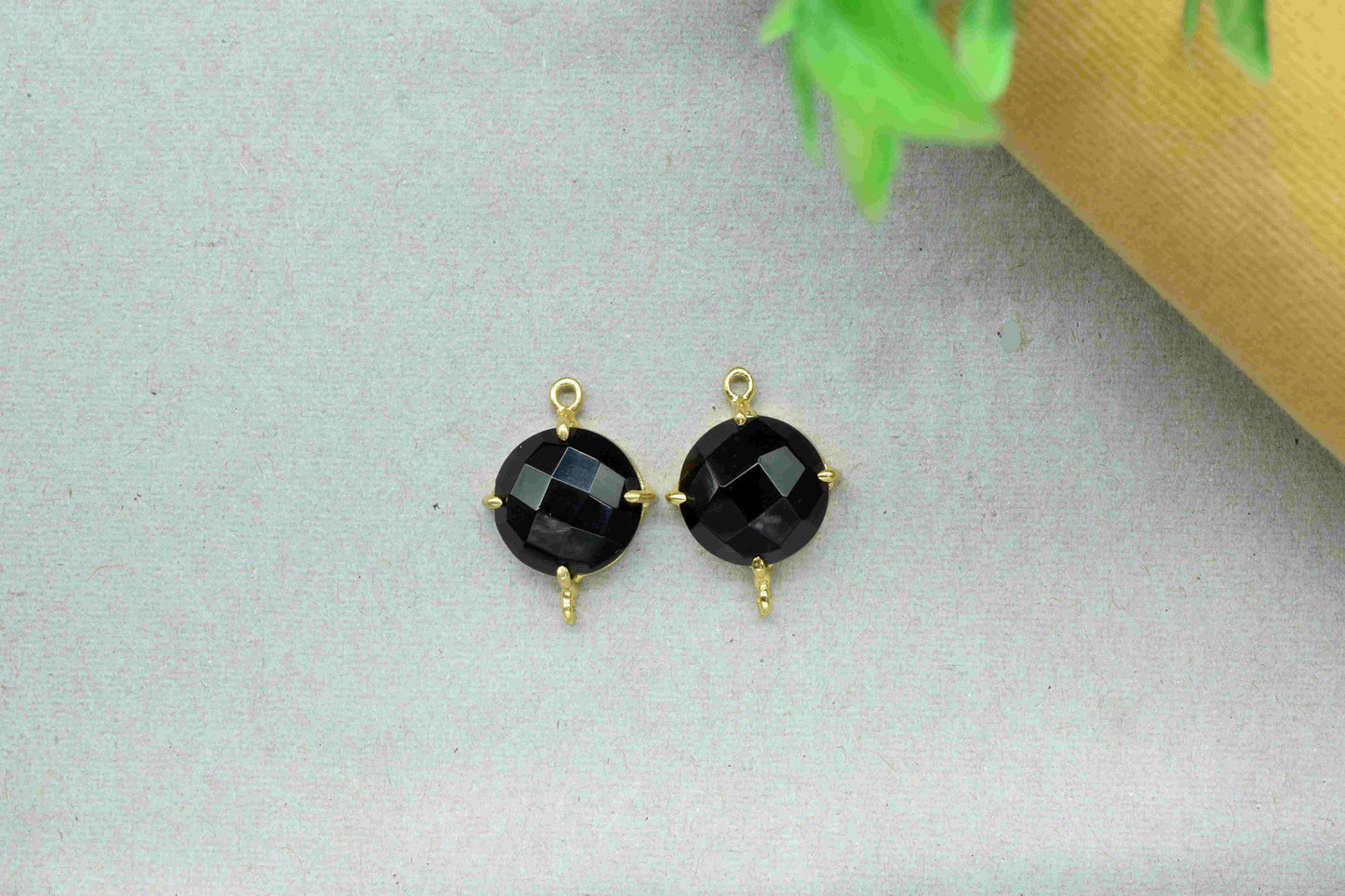 Black Onyx Prong Bezel Charms,Black Onyx double bail connector jewelry,Black Onyx Gemstone Pendant,Black Onyx Faceted 12mm round Shape Bezel