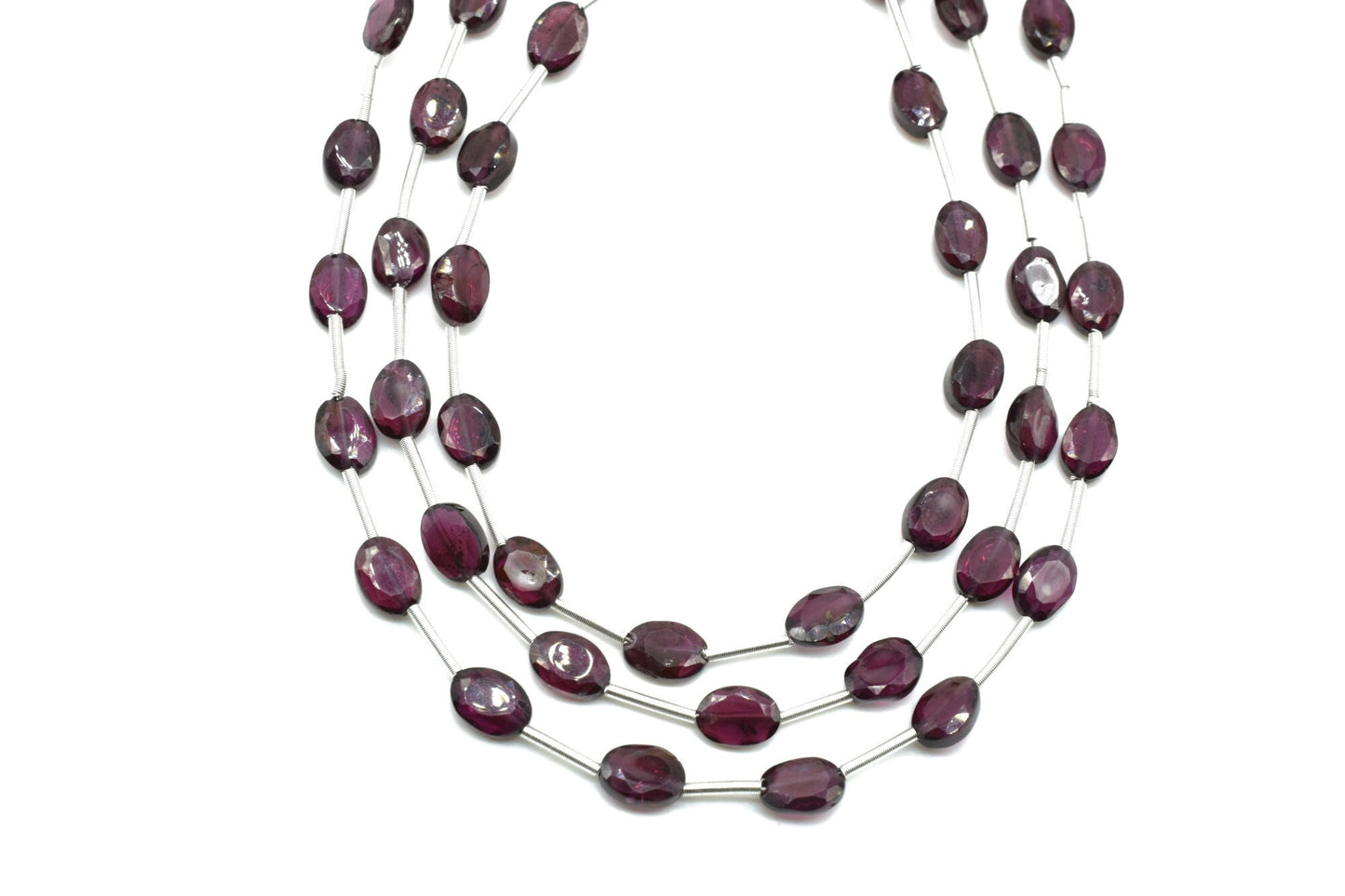Garnet Oval Shape 6x8mm briolettes,Vertical Top Drilled briolettes,Faceted Oval Briolettes,Good quality Oval Facet Briolettes,Garnet jewel
